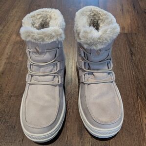 Skechers Roadies Cozy Botties, 7.5M Cream/Tan with Faux Fur Lining